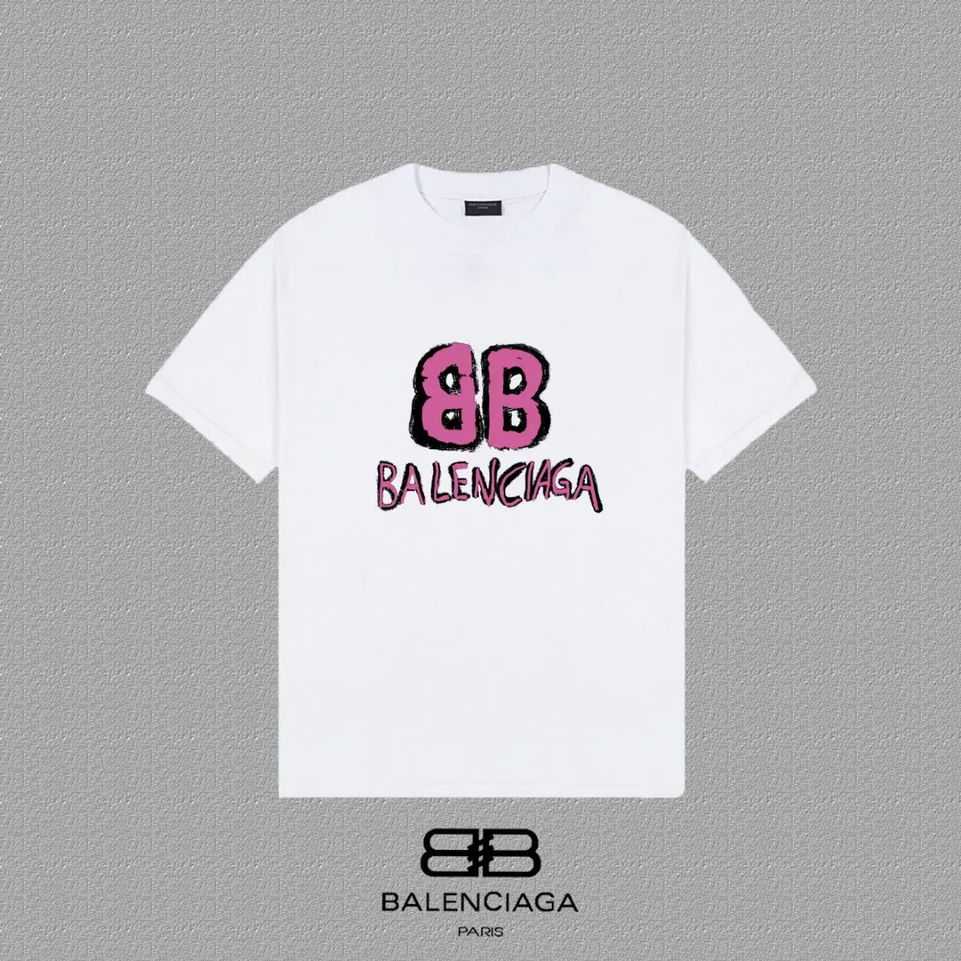 P80✨🔥 BALENCIAGA Paris lettering printed short-sleeved T-shirt. Custom-woven and dyed 300 grams of combed cotton heavyweight fabric. Zero color difference in threads. Perfect details. Different from the current currency version. Welcome to compare. Same Style for men and women. Must-sell in the picture above. Color: White Black Size: 1 2 3 4